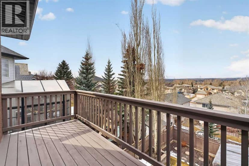 111 Valley Ponds Crescent NW — photo 17 of 40