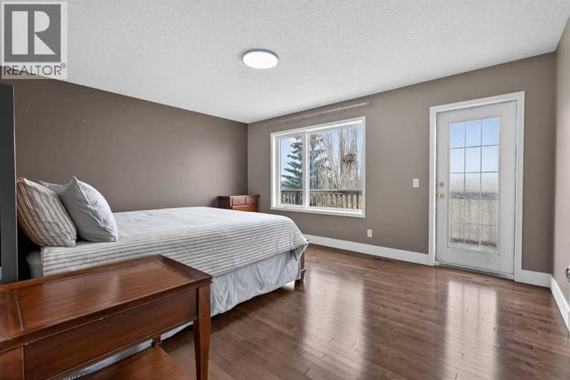 111 Valley Ponds Crescent NW — photo 27 of 40