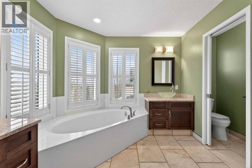 111 Valley Ponds Crescent NW — photo 30 of 40