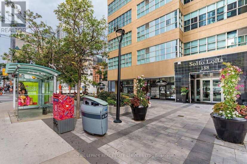 508 - 188 Eglinton Avenue E — photo 2 of 21