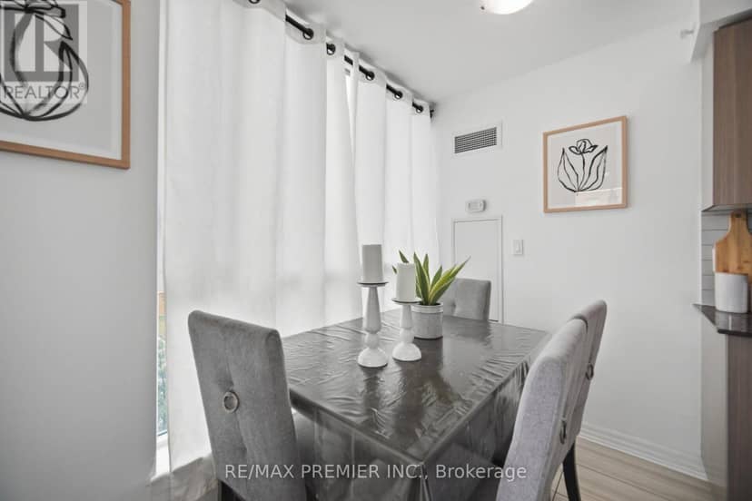 312 - 80 Esther Lorrie Drive — photo 14 of 40