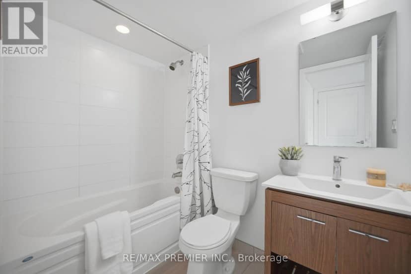 312 - 80 Esther Lorrie Drive — photo 22 of 40