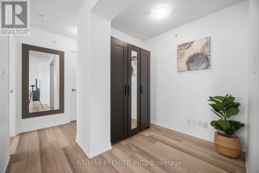 312 - 80 Esther Lorrie Drive — photo 27 of 40