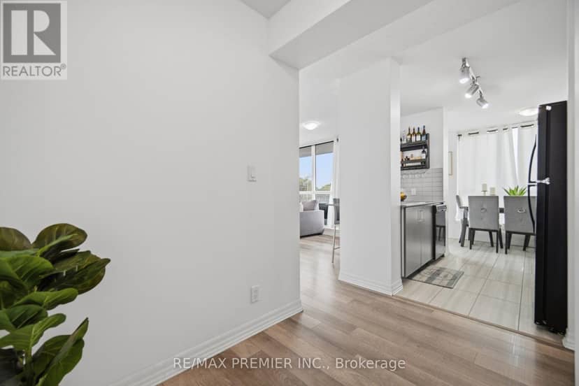 312 - 80 Esther Lorrie Drive — photo 28 of 40