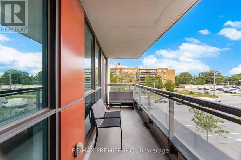 312 - 80 Esther Lorrie Drive — photo 31 of 40