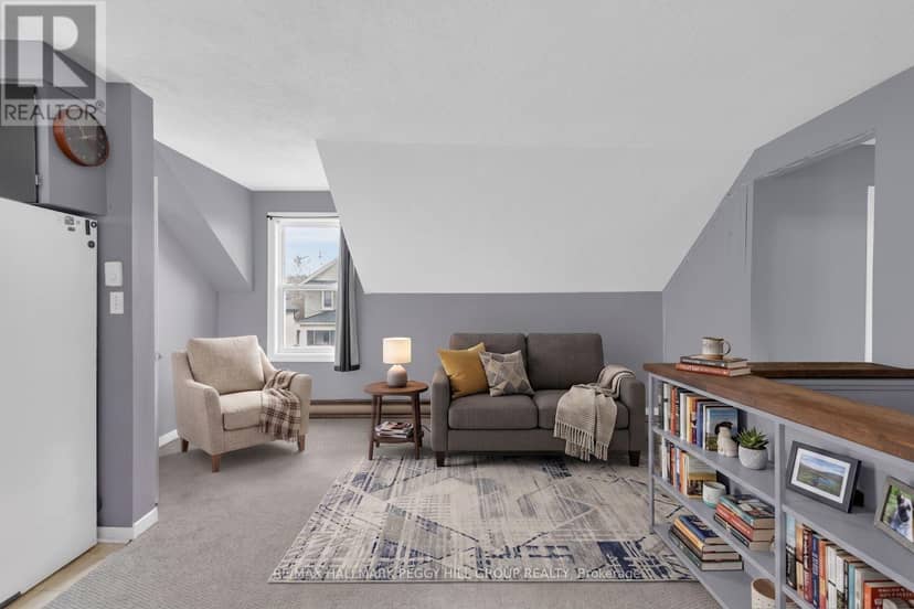 246 Mary Street — photo 2 of 23
