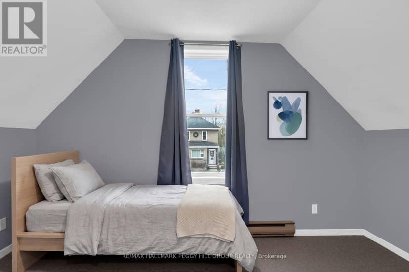 246 Mary Street — photo 5 of 23