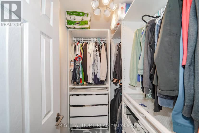 17 Clover Avenue — photo 13 of 40