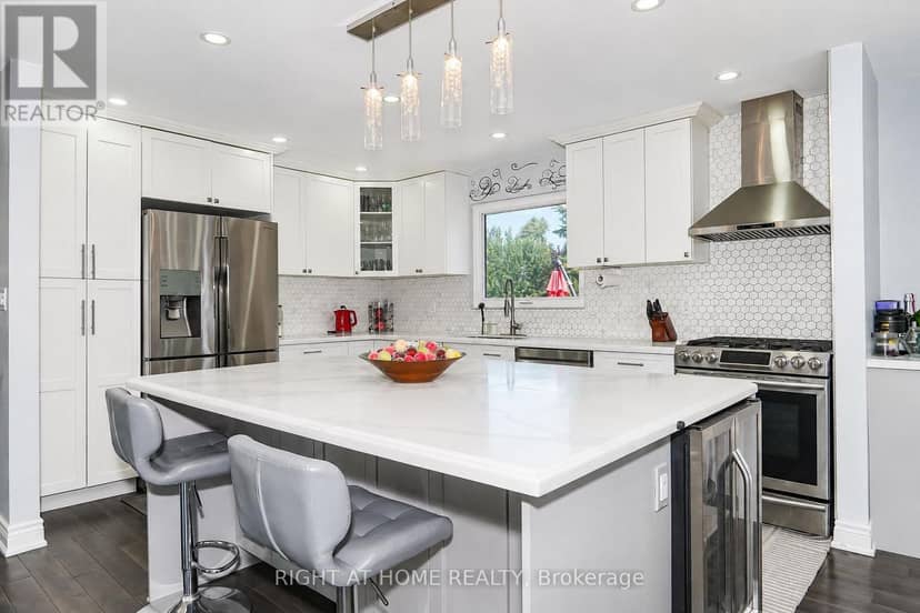 17 Clover Avenue — photo 23 of 40