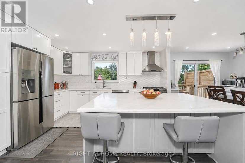 17 Clover Avenue — photo 24 of 40