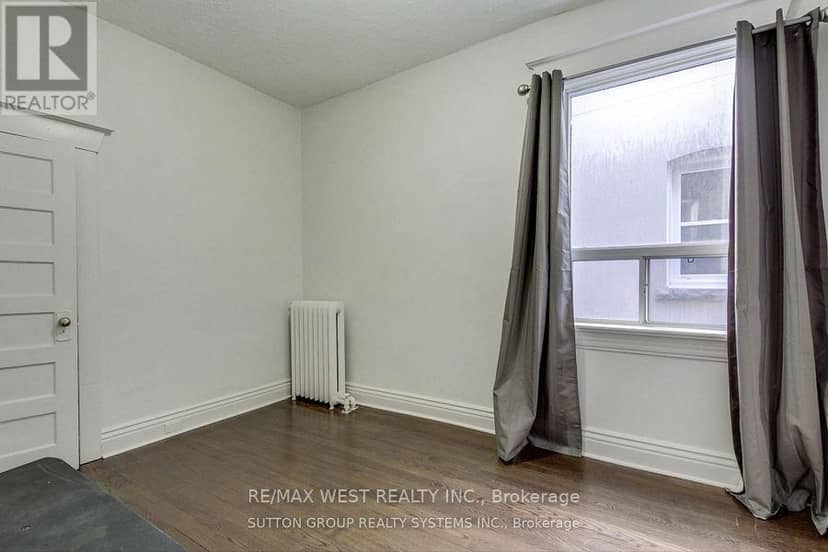 328 High Park Avenue — photo 7 of 28