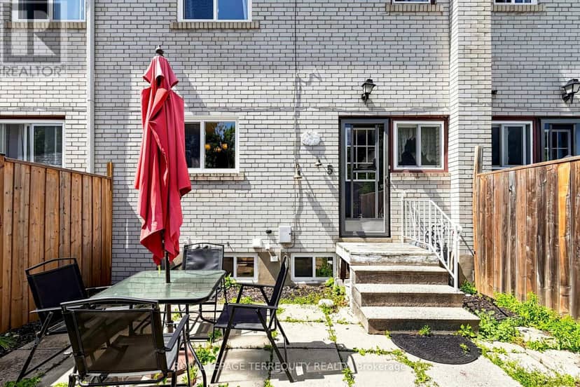 5 - 137 Furnace Street — photo 38 of 40