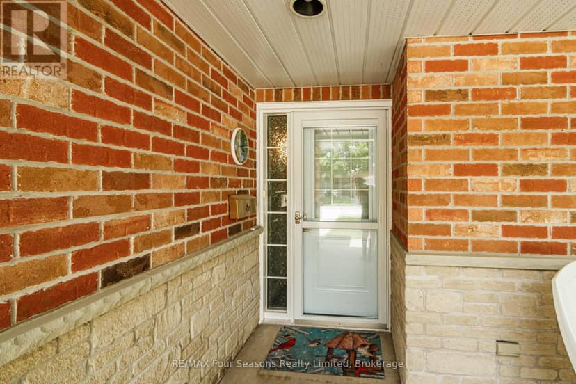 27 - 275 Huron Street, Clearview, photo 4
