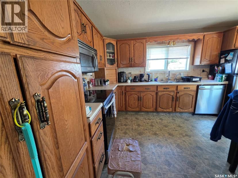 1328 Herbert AVENUE, Herbert, photo 3