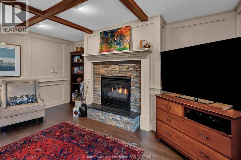 19 Campbell STREET — photo 13 of 40