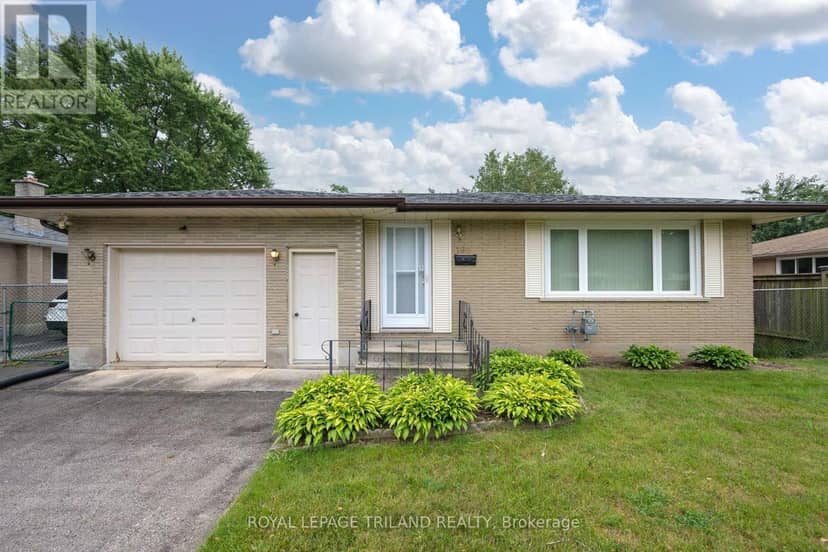 160 Wellesley Crescent — photo 1 of 25
