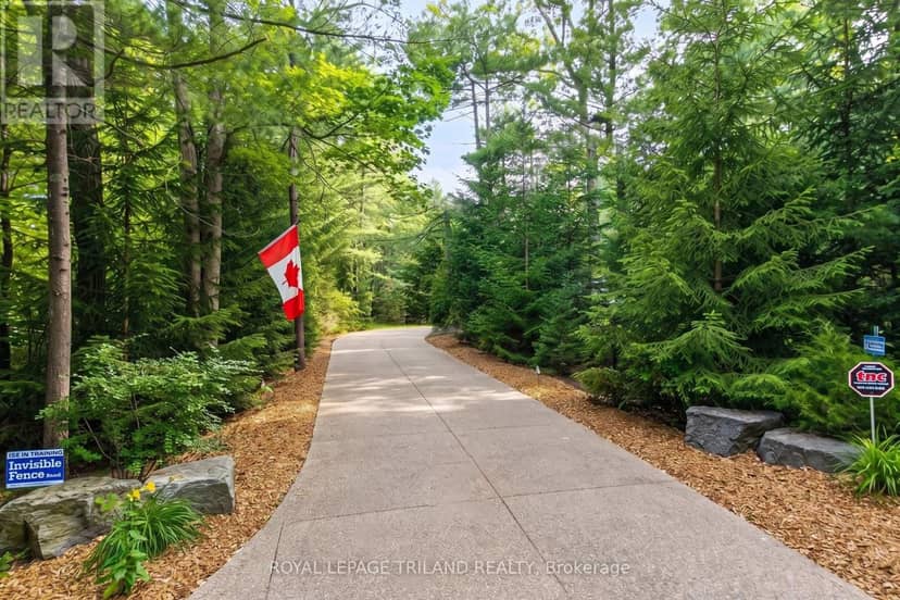 10498 Pinetree Drive, Lambton Shores, photo 7