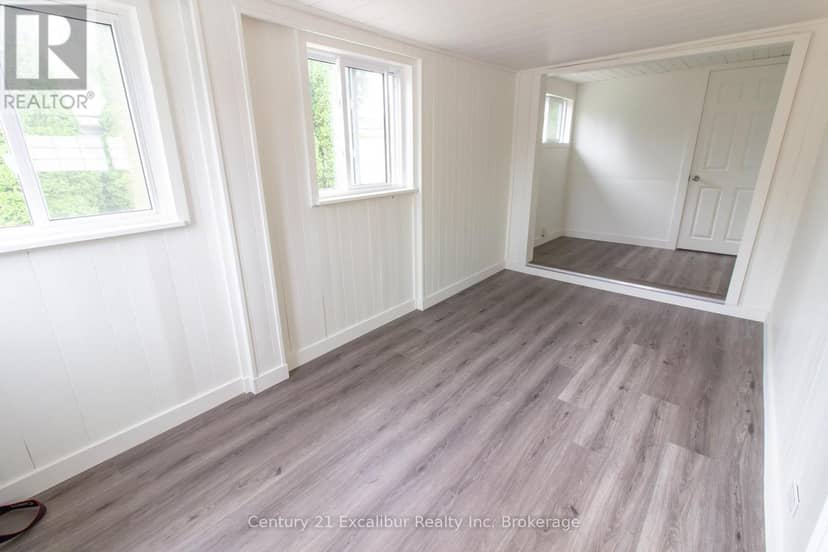 422 Pine Pass Road N, Centre Wellington, photo 5