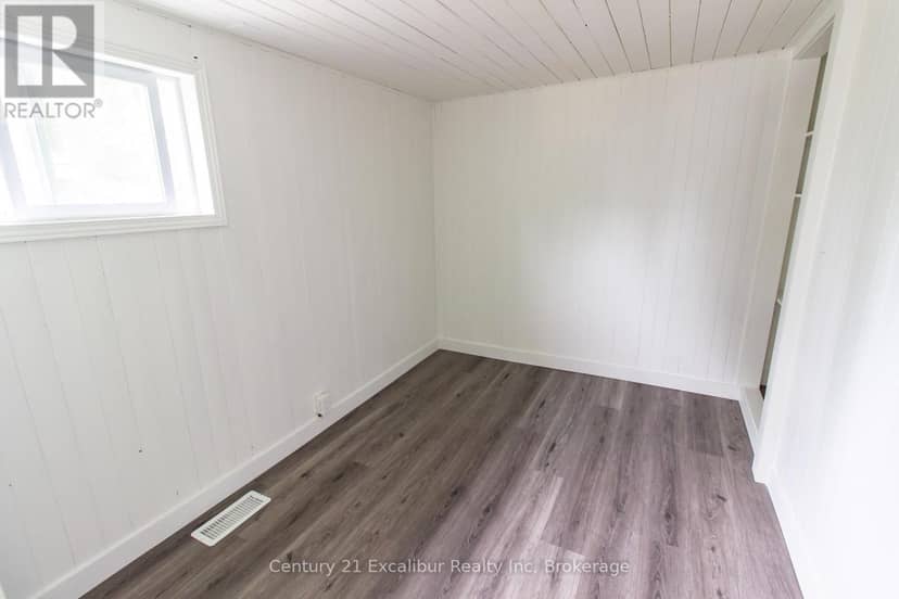 422 Pine Pass Road N, Centre Wellington, photo 6