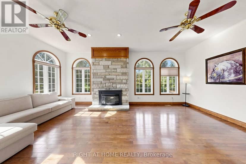 3016 Cole Road — photo 7 of 40