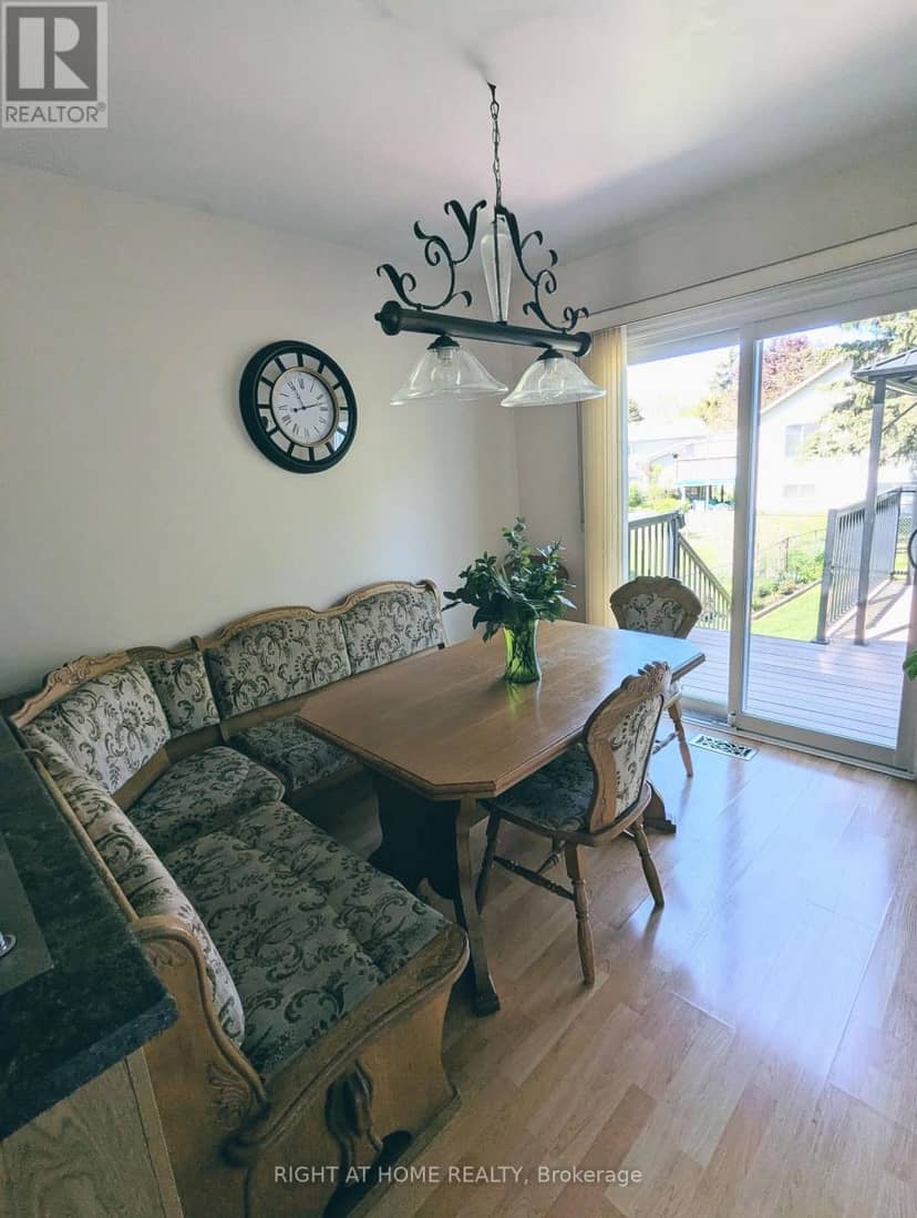 22 Donald Crescent — photo 22 of 38