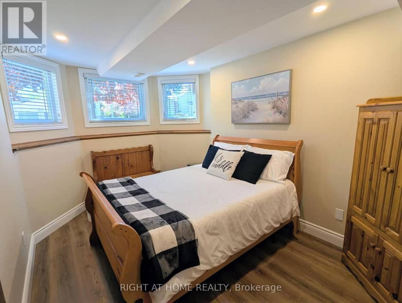 22 Donald Crescent — photo 26 of 38