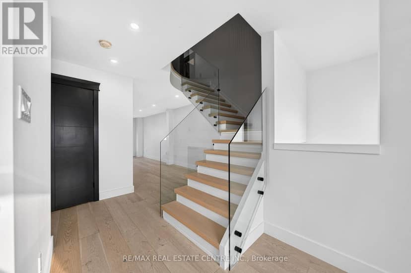 50 - 5090 Fairview Street — photo 26 of 40
