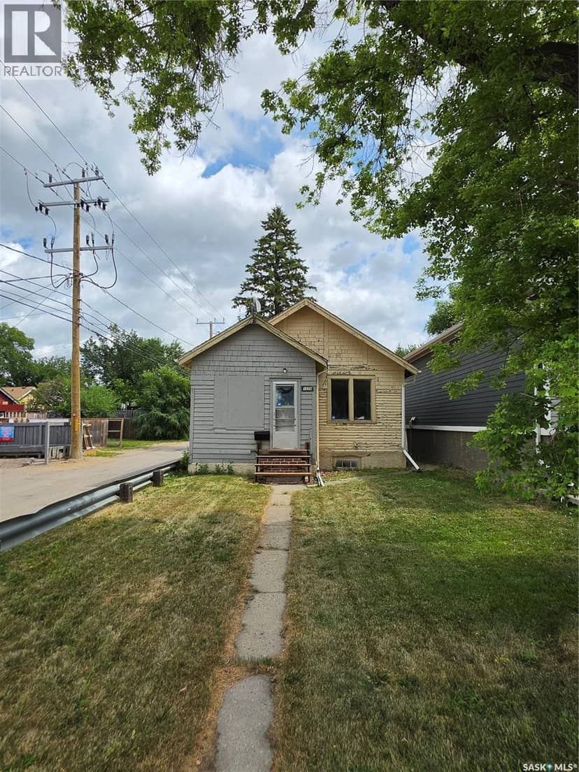 1525 Elphinstone STREET, Regina