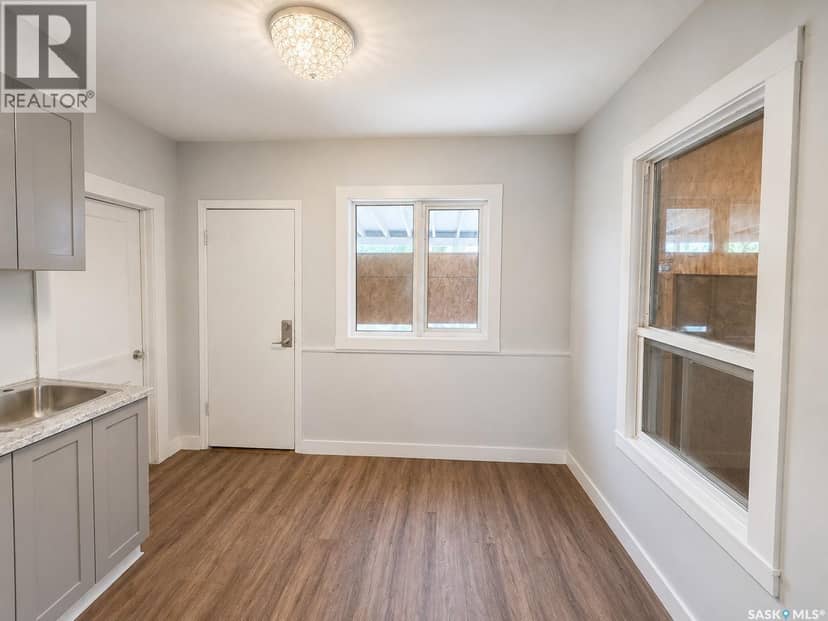 1525 Elphinstone STREET, Regina, photo 2