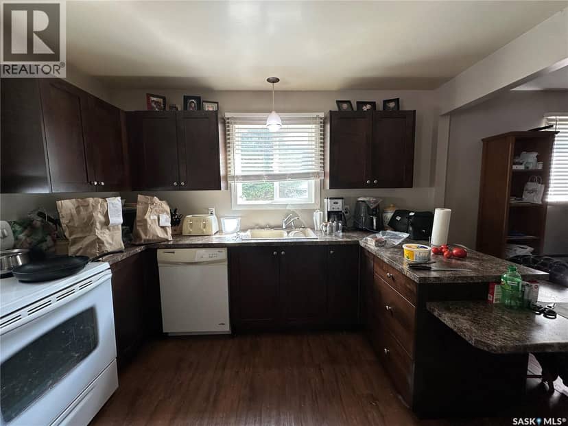 242 Third AVENUE N, Kamsack, photo 4