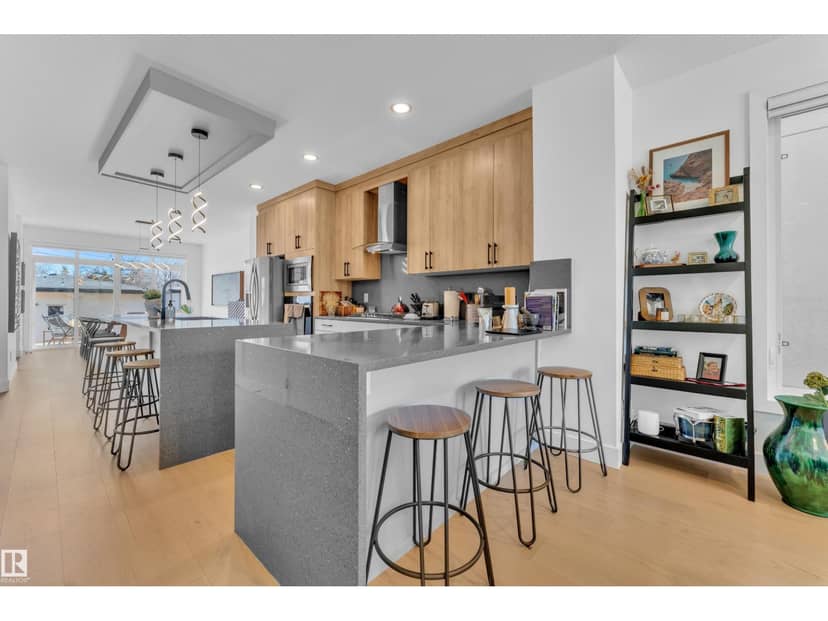 10227 146 ST NW NW — photo 20 of 40