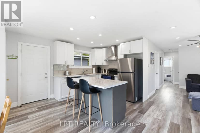 7597 Biddulph Street — photo 13 of 40