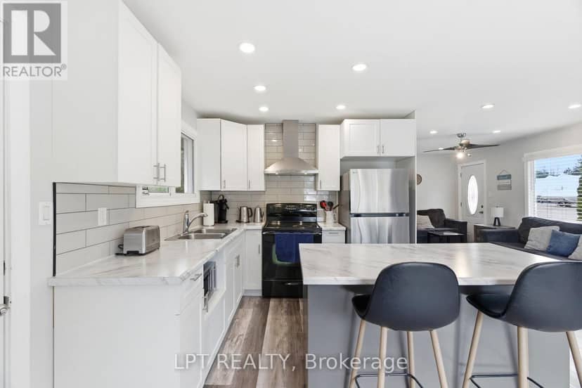 7597 Biddulph Street — photo 14 of 40