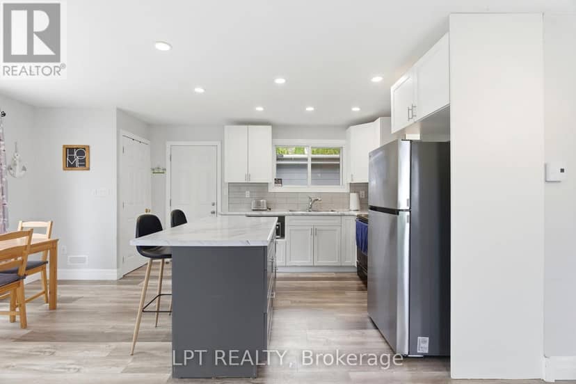 7597 Biddulph Street — photo 15 of 40