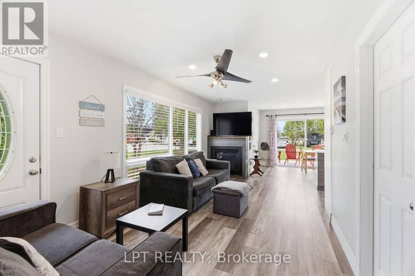 7597 Biddulph Street — photo 18 of 40