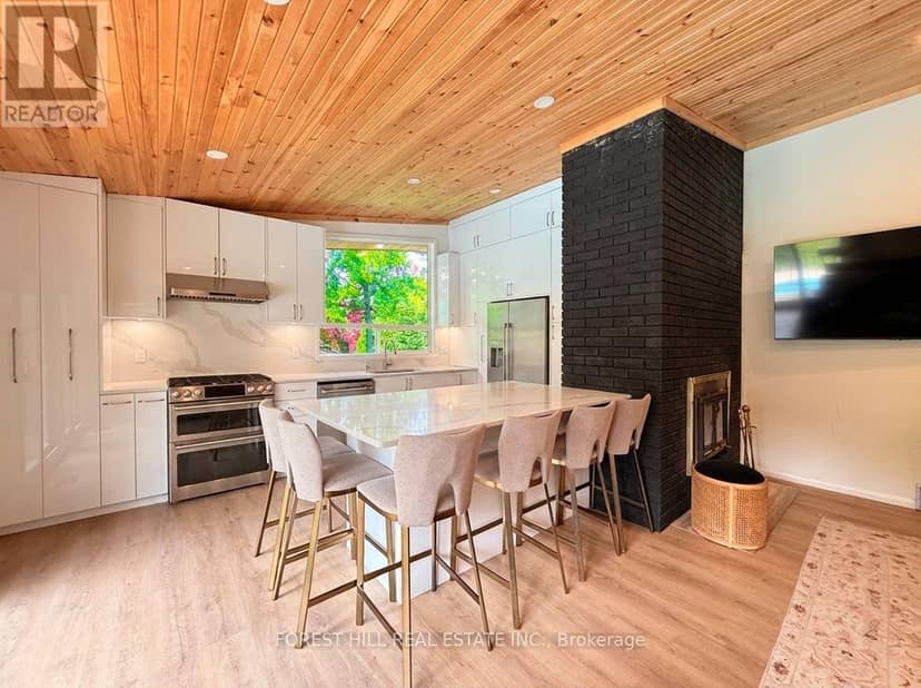 225 Carrville Road, Richmond Hill, photo 5