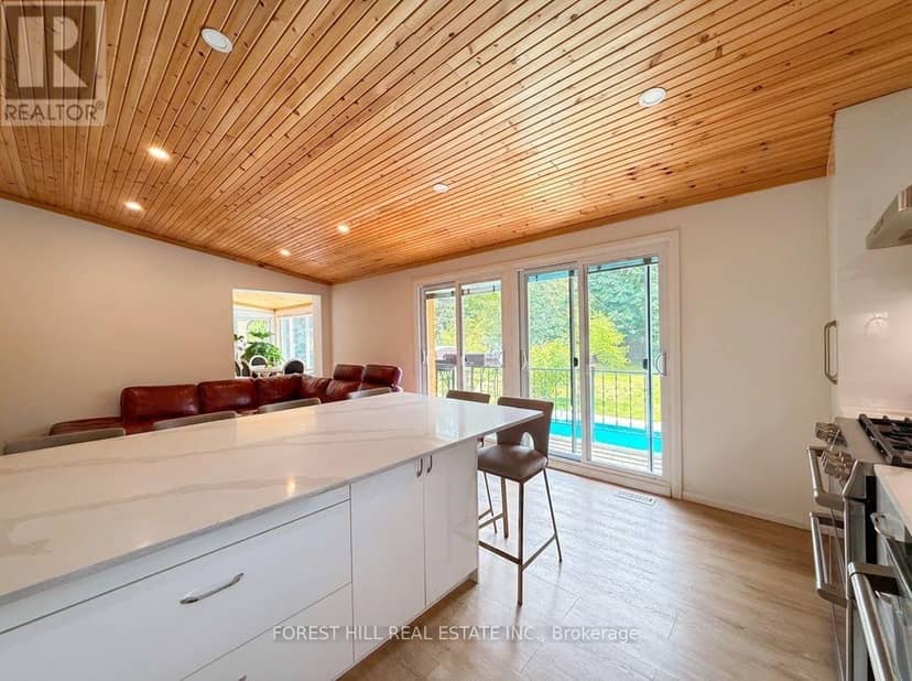 225 Carrville Road, Richmond Hill, photo 7