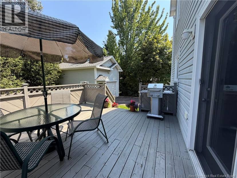 89 Winter Avenue — photo 10 of 40