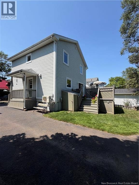89 Winter Avenue — photo 4 of 40