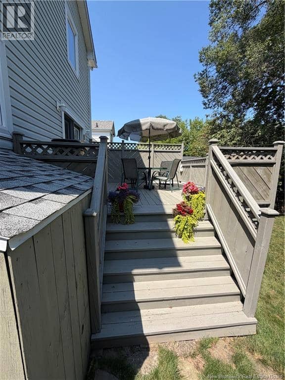 89 Winter Avenue — photo 7 of 40