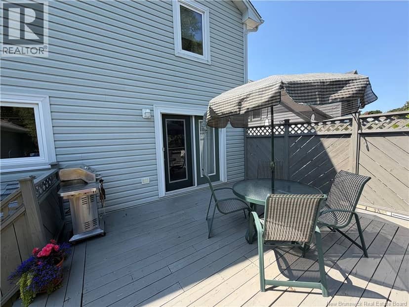 89 Winter Avenue — photo 9 of 40