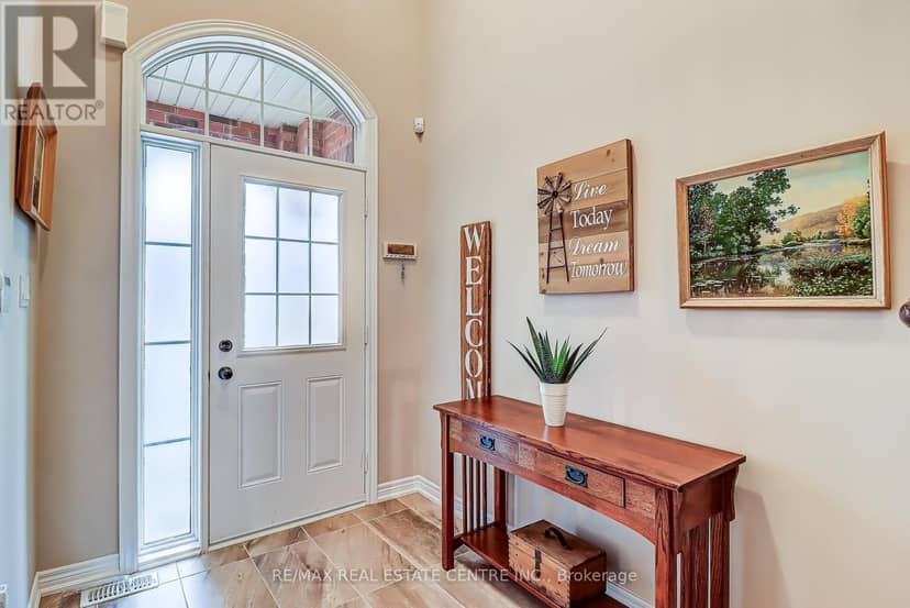 3 Alamode Road — photo 4 of 40