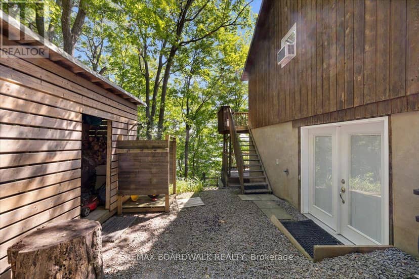 781 North Shore Road — photo 37 of 40