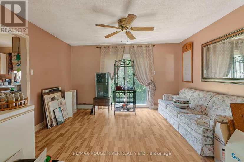 2225 Monck Road — photo 6 of 10