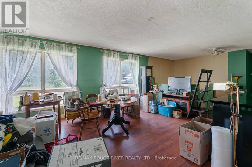 2225 Monck Road — photo 8 of 10