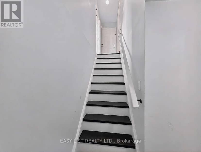 39 Good Hope Road — photo 32 of 33