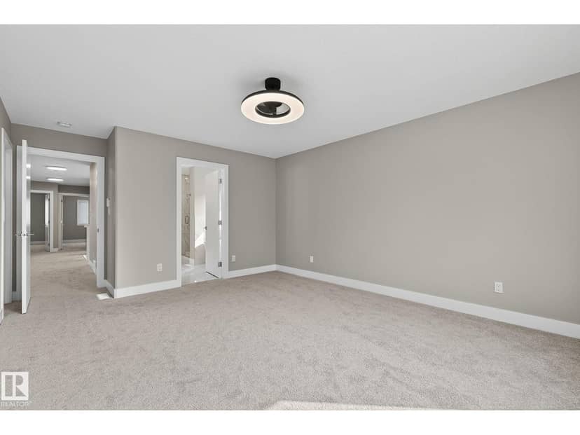 10906 54 AV NW — photo 34 of 40