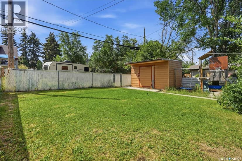 145 Lillooet STREET E — photo 36 of 40