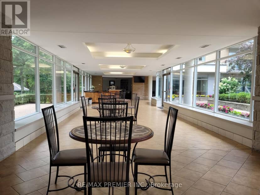 502 - 2506 Rutherford Road — photo 4 of 40