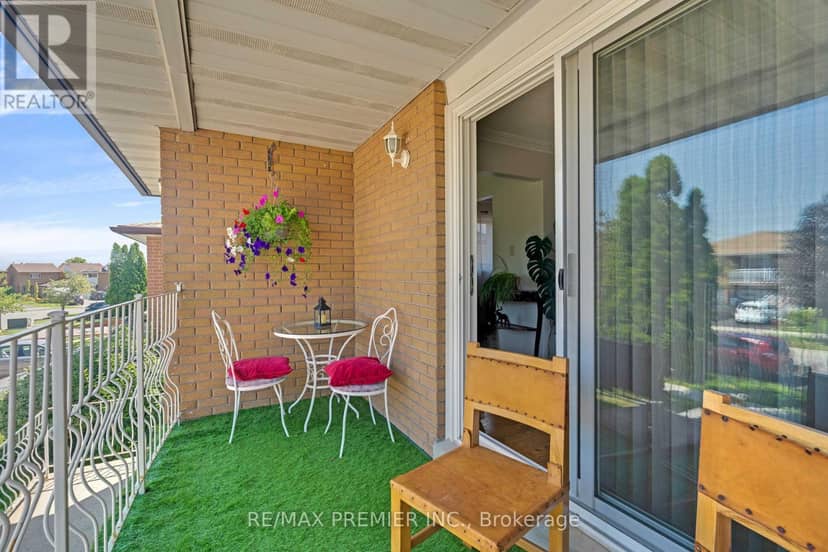 4178 Dursley Crescent — photo 12 of 40